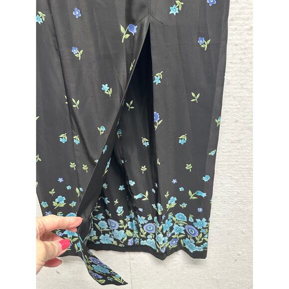 Rampage Black and Blue Floral Midi Dress - Picture 2 of 11